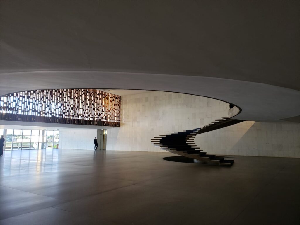 Punto de vista – “Una experiencia monumental: El Palacio Itamaraty en Brasilia”