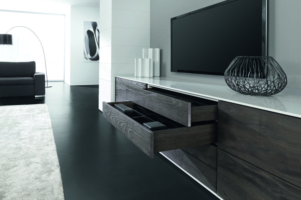 DVP – Nueva línea de componentes para muebles GRASS