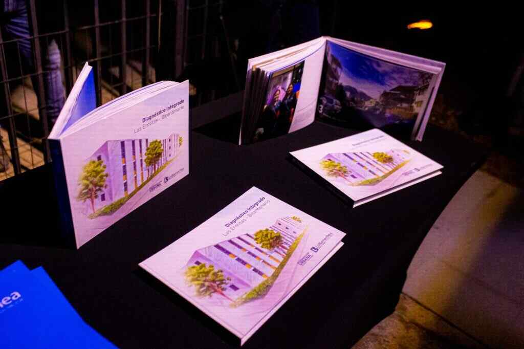 AOA en la presentación del libro “Diagnóstico Integrado Las Ermitas – Bicentenario”