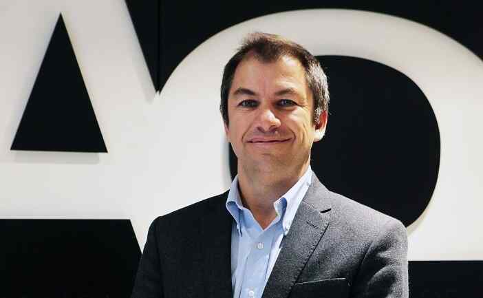 FELIPE SOFFIA ASUME COMO REPRESENTANTE DE AOA EN EL INSTITUTO DE LA CONSTRUCCIÓN