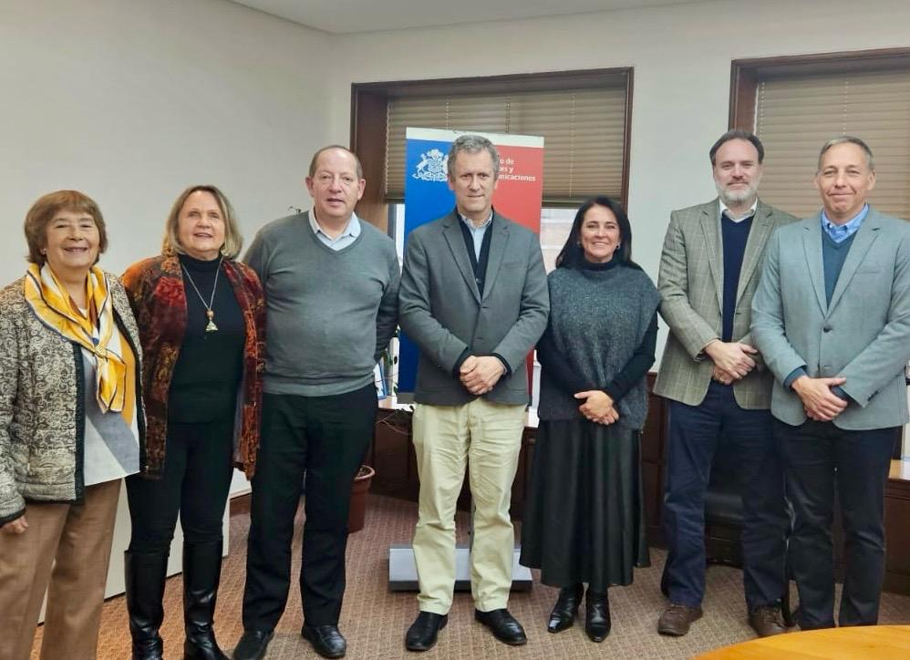 Mesa multigremial se reunió con el ministro Juan Carlos Muñoz para hablar sobre los IMIV