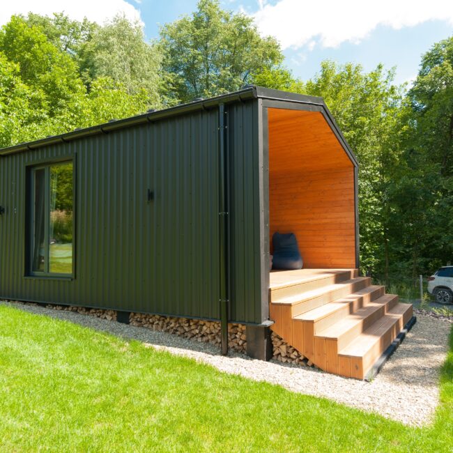 Exterior,Of,A,Suburban,Compact,Modular,Cabin,For,Family,Vacations