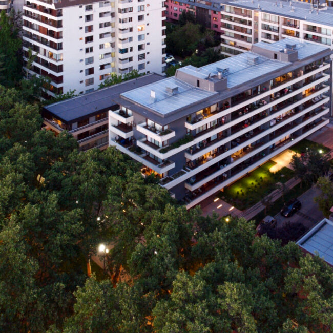 Obras de Asociados –  MVD Arquitectos