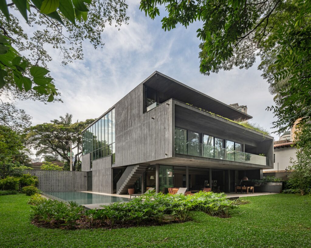 Obras de Asociados_ Searle Puga Arquitectos
