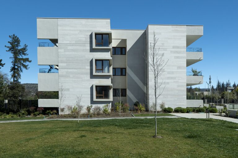 Obras de Asociados_ Robertson Arquitectos