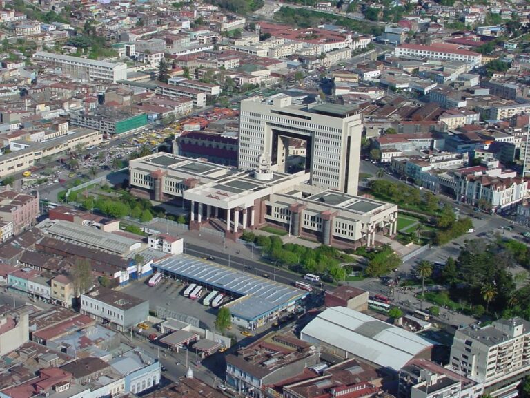 AOA expone ante el Senado sobre urgencias normativas