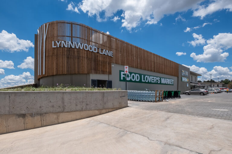 Hunter Douglas | Comercial + Retail 