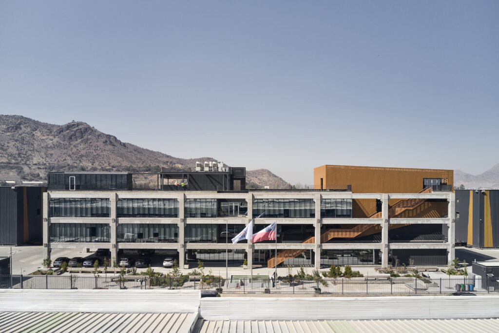 Obras de Asociados_ SML Arquitectos