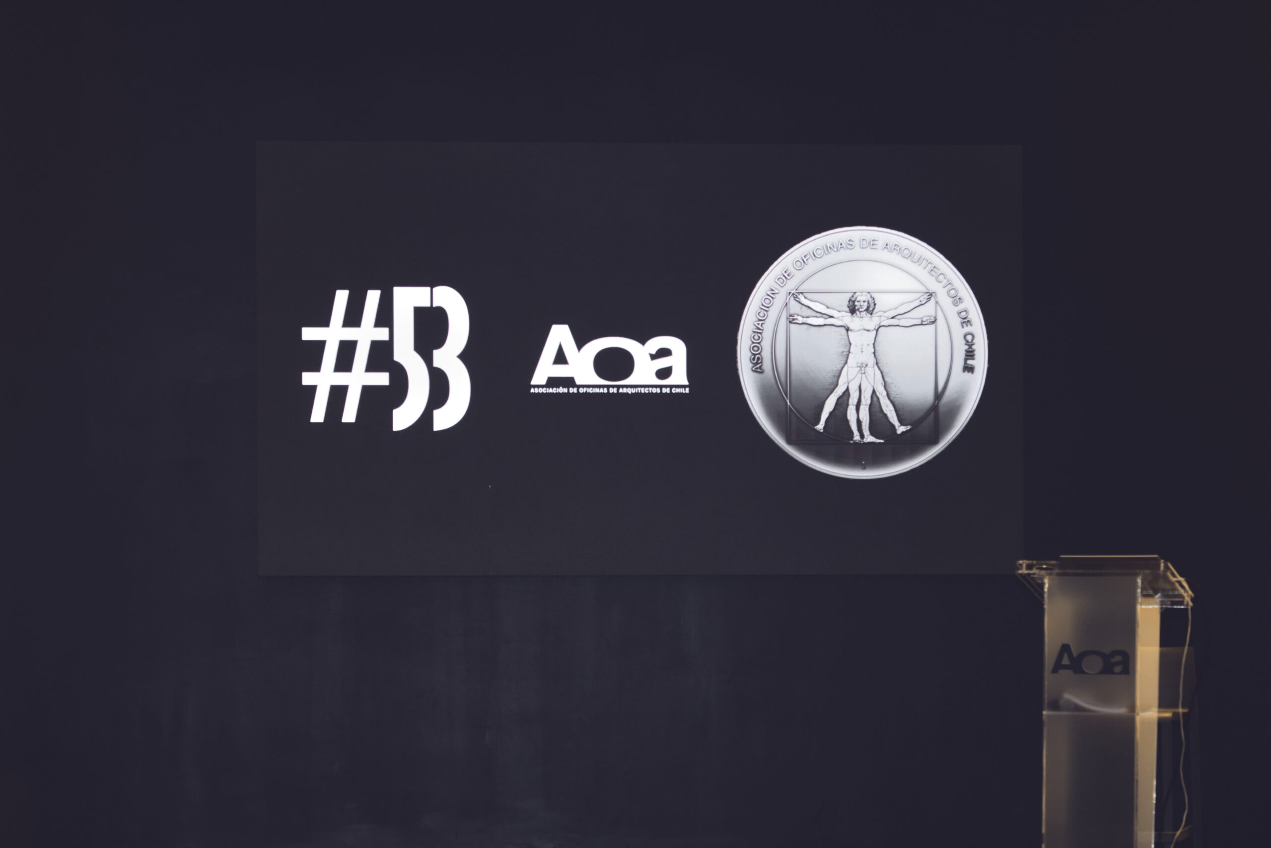 Lanzamiento Revista AOA 53