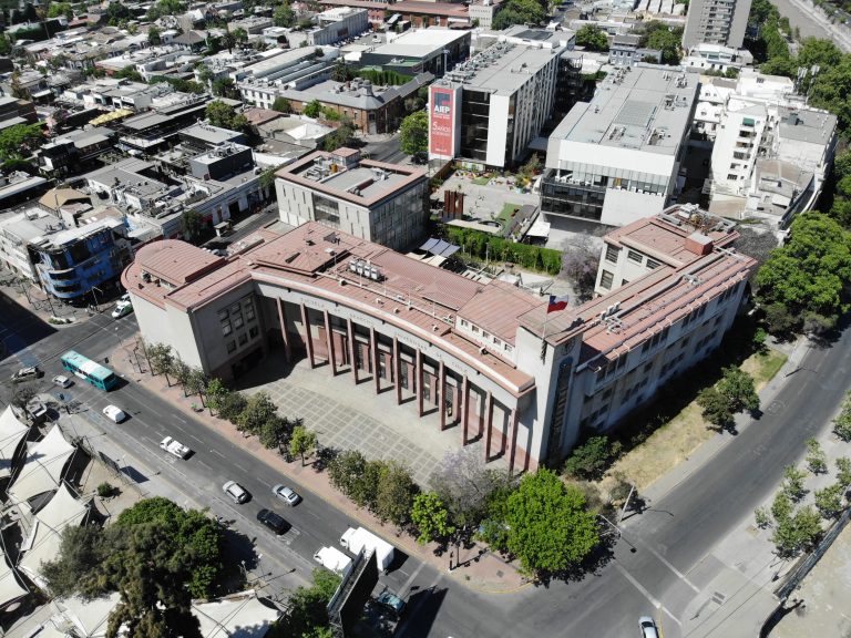 Solo Socios AOA | Recorrido Escuela de Derecho U de Chile