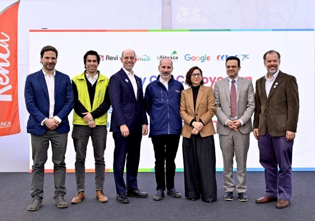  Google y CChC sellan acuerdo para tramitar permisos con IA a nivel nacional