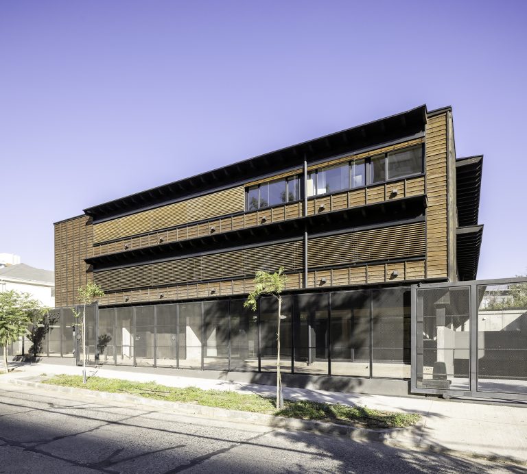 Hunter Douglas | Persianas madera Bambú 80 mm 
