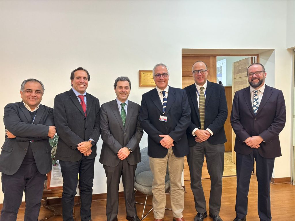 AOA presenta propuestas para fortalecer la obra pública