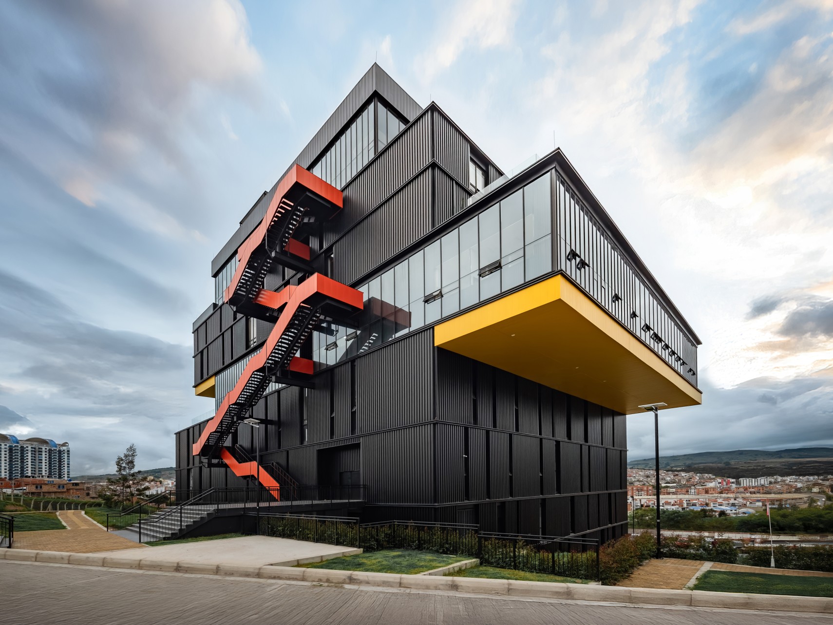 Hunter Douglas | Barandas Arquitectónicas